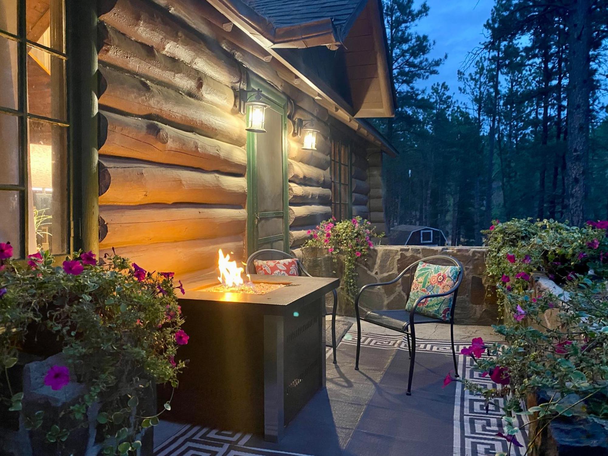 Historic Log Cabin #14 At Horse Creek Resort مدينة رابيد المظهر الخارجي الصورة